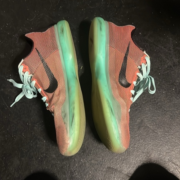 Kobe - Picture 4 of 13